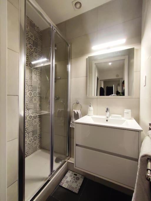 Asnières Appartement Proche Paris/Metro מראה חיצוני תמונה
